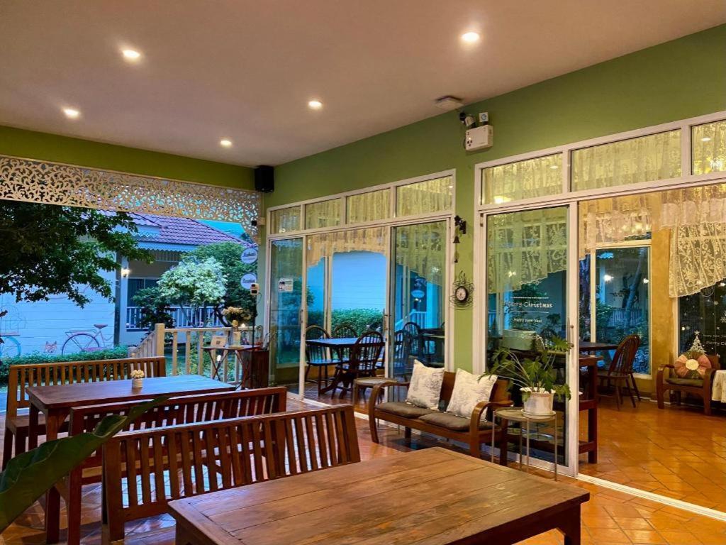 Ruen Maihom Riverside Cottage Kanchanaburi Eksteriør billede