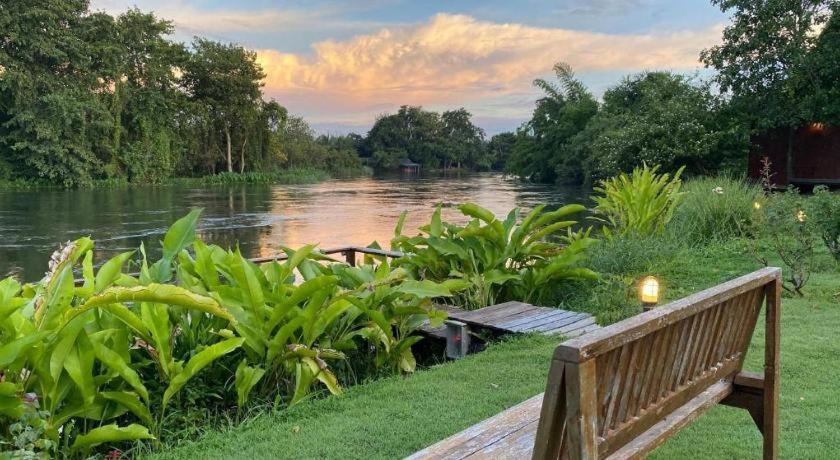 Ruen Maihom Riverside Cottage Kanchanaburi Eksteriør billede